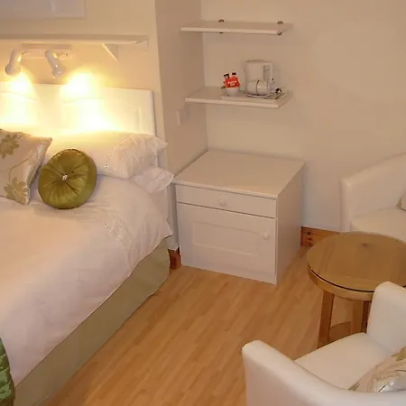 Meadow Bank Bed and breakfast 3*
